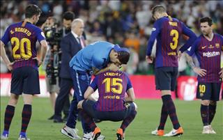 Barca mất cúp Nhà vua vào tay Valencia: Nhớ Luis, nhớ cả Paco