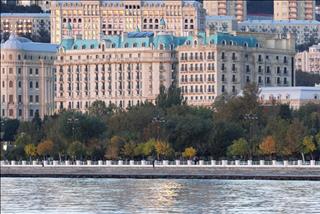 Chùm ảnh: Tìm hiểu khách sạn siêu đẹp mà Chelsea ở tại Baku, Azerbaijan