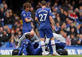 Chelsea trả giá đắt sau chiến thắng trước Watford