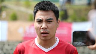 Tiền vệ Đức Huy lộ ảnh thân mật với á hậu Huyền My