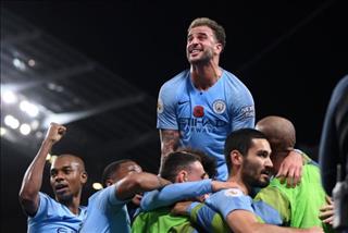 Man City đạt được thỏa thuận giữ chân bộ đôi trụ cột