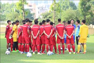 Chùm ảnh: U23 Việt Nam vắng nhiều gương mặt trong ngày đầu tập trung