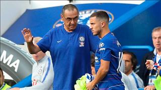 Dắt tay nhau rời Chelsea, Sarri vẫn phê phán trò cũ Hazard