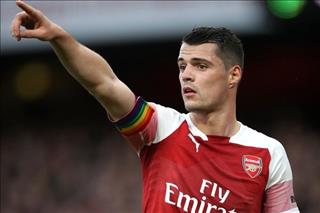 Hé lộ tân đội trưởng Arsenal kế nhiệm kẻ nổi loạn Koscielny