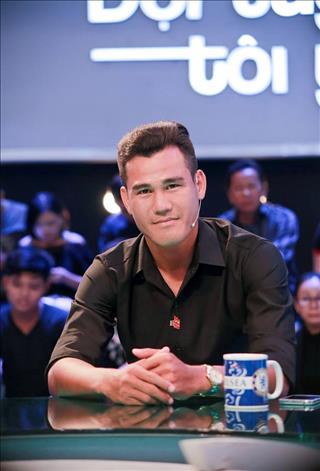 Cựu tiền đạo Phan Thanh Bình đánh giá gì về khả năng thành công của Văn Hậu tại châu Âu?