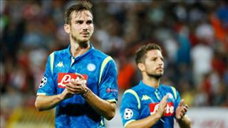 Giải quyết khủng hoảng, Barca chi 50 triệu bảng mua sao Napoli