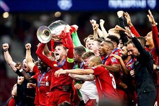 Góc Liverpool: Đừng bao giờ đánh giá một cuốn sách chỉ qua trang bìa