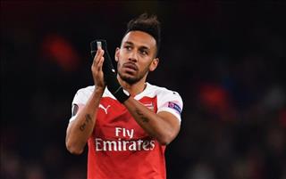 Aubameyang cam kết gắn bó Arsenal với bằng chứng trên lưng
