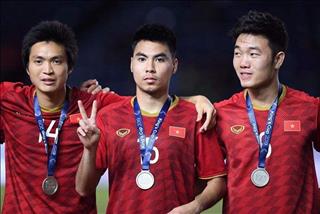 Hoàng tử Đức Huy bị thầy Park chê kém sang trong chung kết King’s Cup 2019