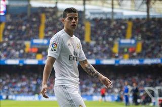Napoli cầu xin Real Madrid rủ lòng thương James