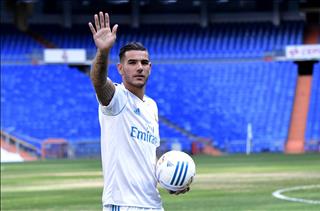 Real Madrid sắp bán tháo người thừa cho AC Milan