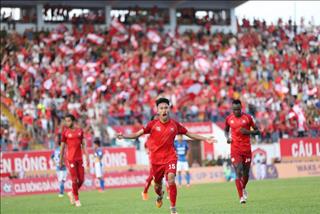 Hải Phòng 3-2 Quảng Ninh: Trận derby của những siêu phẩm