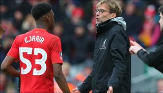 2 cầu thủ đến gặp HLV Klopp yêu cầu ra đi