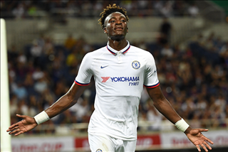 Số áo “ma ám” của Chelsea đã chính thức có chủ