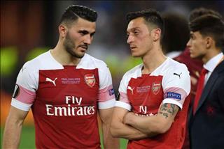 Sao Arsenal được khen là cỗ máy, không phải người thường