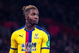 Crystal Palace từ chối lời đề nghị 52 triệu bảng cho Wilfried Zaha