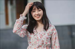 Chiêm ngưỡng teen chân dài Hà thành mê bóng đá và MU