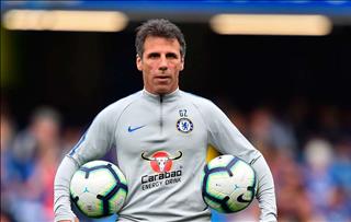 Huyền thoại Chelsea bức xúc vì bị ‘hất cẳng’ đột ngột