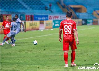 ẢNH: Trọng Hoàng - cầu thủ mà bất kỳ huấn luyện viên nào cũng muốn có