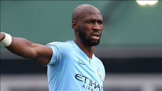 Man City cay đắng mất trắng trung vệ đắt giá