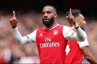 Ảnh: UAE mang cả… Lacazette sang chiến Việt Nam