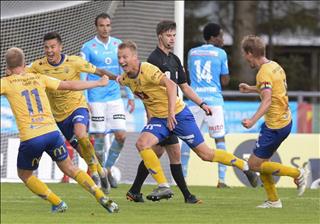 Alexander Đặng lập cú đúp bàn thắng trong màu áo đội bóng mới