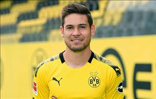 Dortmund lập lờ về tương lai mục tiêu của Barca và PSG