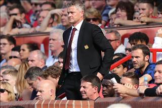 VIDEO: HLV Solskjaer thất vọng sau thất bại nhưng vẫn tin tưởng Rashford đá phạt đền