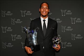 Thể hình cồng kềnh, Van Dijk vẫn vố đối về tốc độ ở Champions League