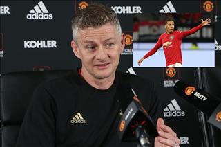 VIDEO: HLV Solskjaer: Chris Smalling chắc đang trên máy bay rồi!