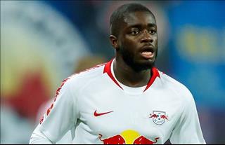 Chi 55 triệu bảng cho sao vô danh, Arsenal vẫn bị xử phũ