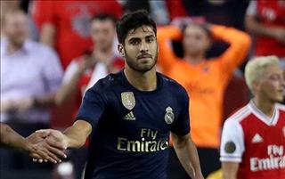 Trụ cột Real Madrid phẫu thuật đầu gối thành công