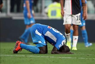 Phản lưới nhà giúp Juve chiến thắng, Koulibaly cầu xin CĐV tha thứ