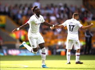 Chelsea bị Valencia xúc phạm trước đại chiến