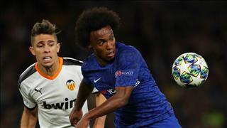 Bị cướp penalty, Willian vẫn lên tiếng bảo vệ Barkley