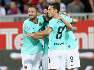 Cagliari 1-2 Inter Milan: Tân binh Lukaku tiếp tục nổ súng dù chỉ từ ... chấm 11m