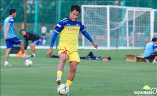 Hé lộ lý do HLV Park Hang Seo loại Mạc Hồng Quân khỏi ĐT Việt Nam