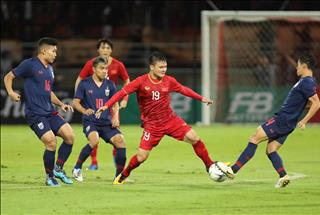 Quang Hải có nguy cơ vắng mặt ở màn đọ sức giữa Việt Nam với Thái Lan