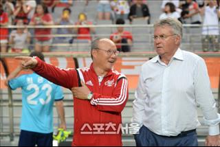 Next Media sở hữu độc quyền bản quyền truyền hình trận giao hữu U22 Trung Quốc vs U22 Việt Nam