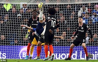 “Bàn thắng của Jahanbakhsh vào lưới Chelsea đẹp nhất NHA mùa này”