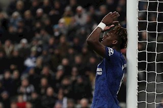 Cảm thấy bị thất sủng, chủ công Chelsea từ chối gia hạn hợp đồng