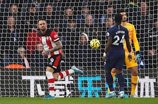 Tottenham lại mất điểm: Mourinho đã làm được gì nào?