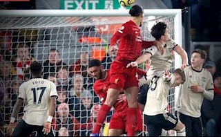 Luke Shaw bất ngờ thừa nhận Van Dijk ở đẳng cấp cao hơn Maguire