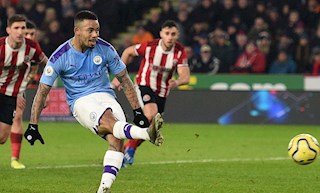 Liên tục trượt pen, sao Man City vẫn dửng dưng như không