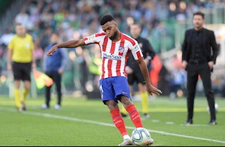 Chelsea gia nhập cuộc đua giành ‘bom xịt’ Atletico