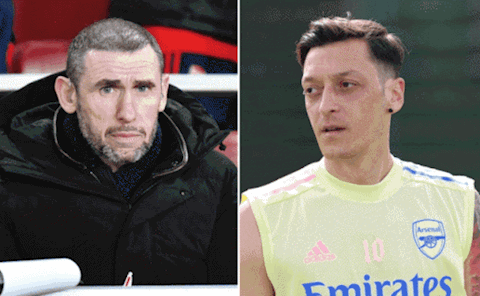 Điều Mesut Ozil cần làm là rời Arsenal ngay lập tức