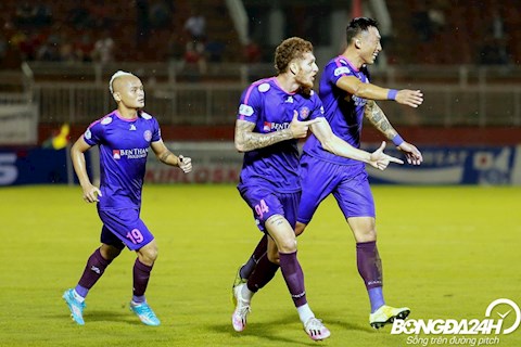 VIDEO: Sài Gòn FC ghi bàn sau tình huống lộn xộn trước khung thành HAGL