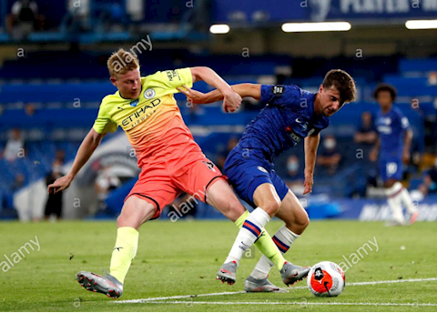 Mason Mount cần phải thay đổi để vươn đến đẳng cấp của De Bruyne