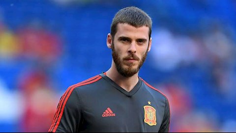 Khiến TBN phải nhận thất bại, De Gea vẫn được bênh vực