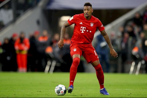 Đi đường quyền với vợ cũ, sao Bayern Munich đối mặt án tù